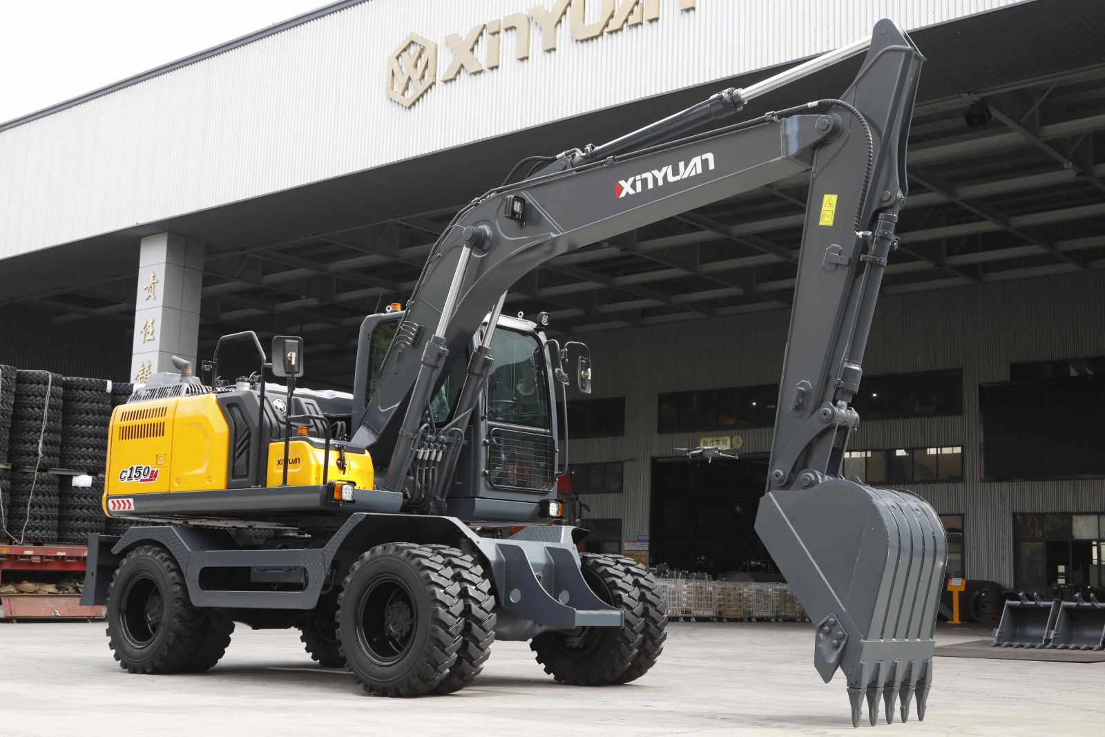 Máy Xúc Đào Bánh Lốp Xinyuan C150 - Giải Pháp Tối Ưu Cho Công Trình Lớn